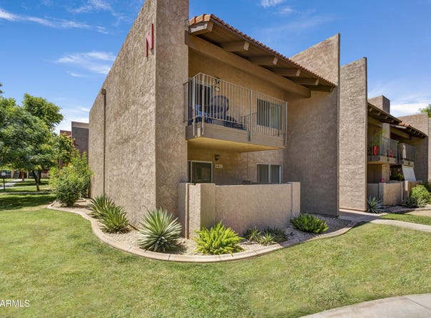 5525 E THOMAS Road, Phoenix, AZ 85018