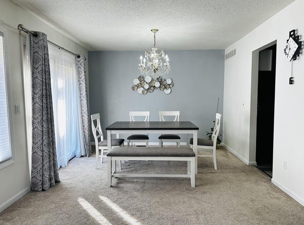 42353 Saratoga Circle, Canton, MI 48187