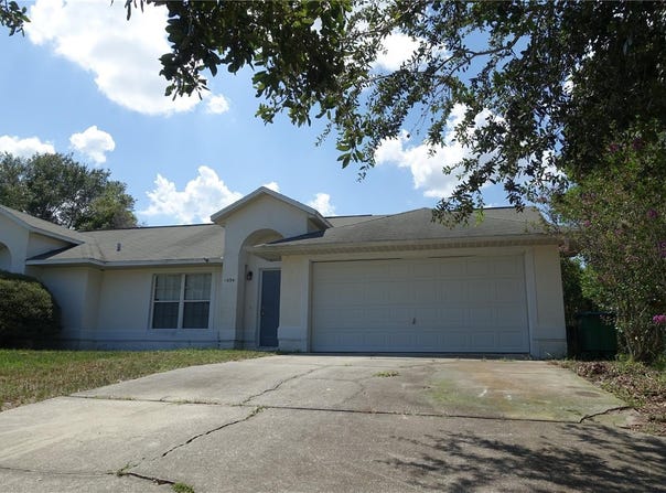 1694 APRIL AVENUE, DELTONA, FL 32725