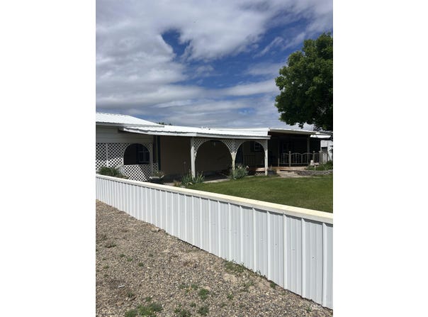1128 NW 34th St, Ontario, OR 97914