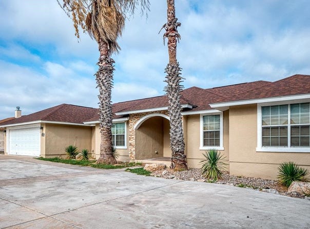 407 El Lago Camino, Del Rio, TX 78840