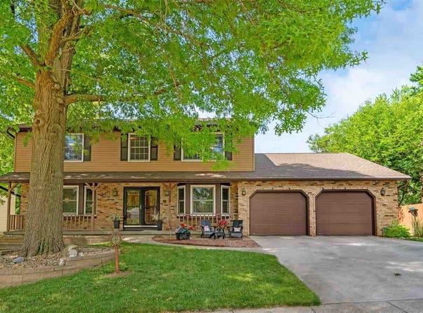 2259 Cae Drive, IowaCity, IA 52246
