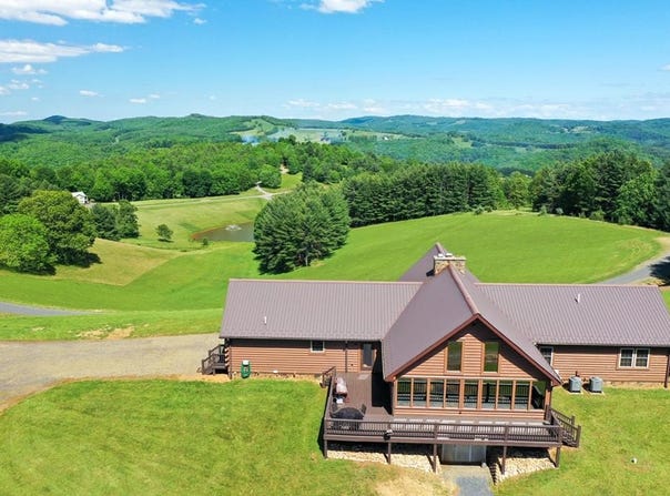 1148 Turkey Run, Woodlawn, VA 24381