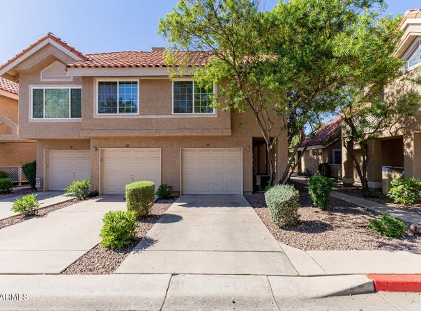 1633 E LAKESIDE Drive, Gilbert, AZ 85234