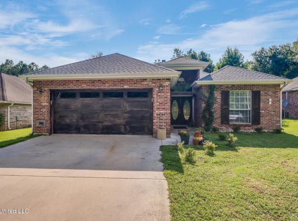 9958 Kahana Street, Diamondhead, MS 39525