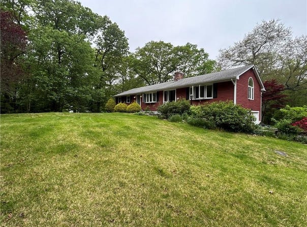 42 Ledge Road, Coventry, RI 02816