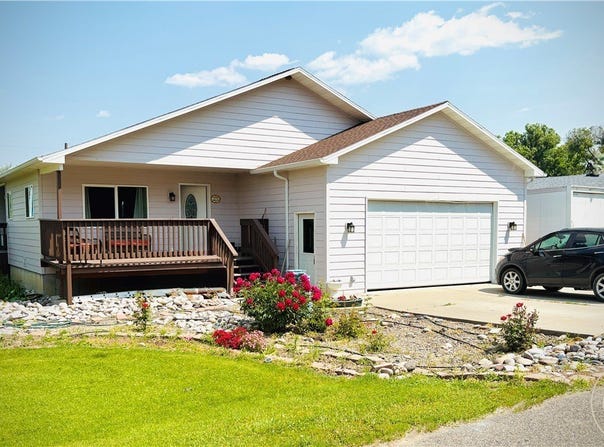 1635 Grape Street, Huntley, MT 59037