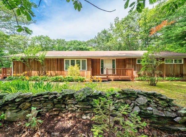 1037 Bartholomew Road, Middletown, CT 06457
