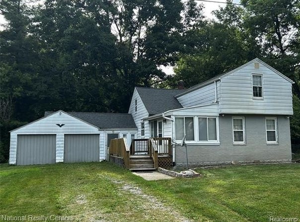 5310 Wakefield Road, Grand Blanc, MI 48439