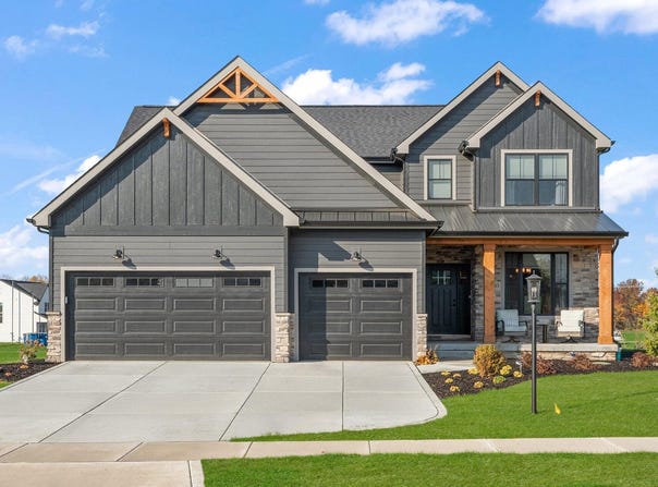 3103 Whispering Brook, Valparaiso, IN 46385