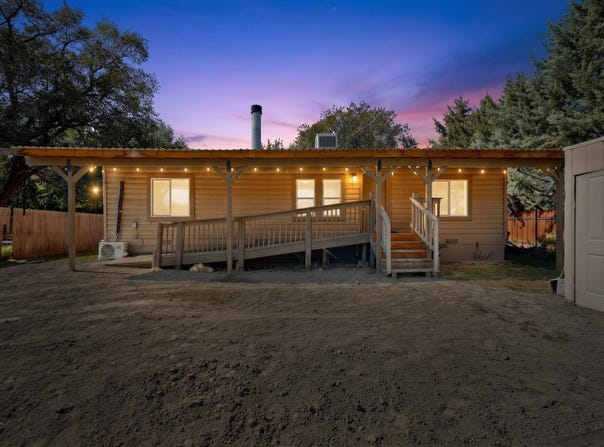 30 Camino De Los Chavez, Belen, NM 87002