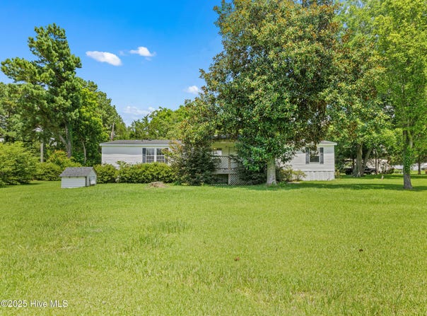 3637 Lynn Avenue, Castle Hayne, NC 28429
