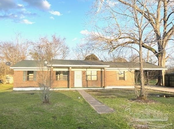 208 Lee St, Atmore, AL 36502