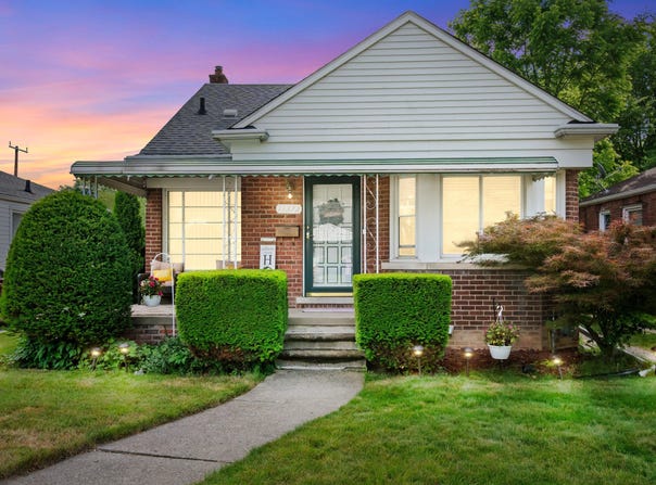 11372 Riverdale Avenue, Redford, MI 48239