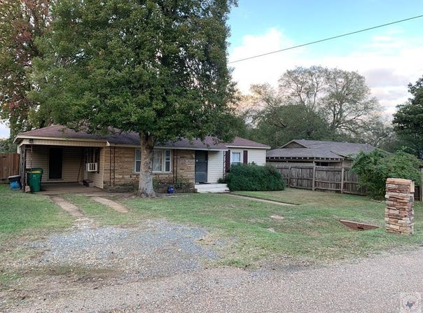 3106 MEADOW DR, Texarkana, TX 75501