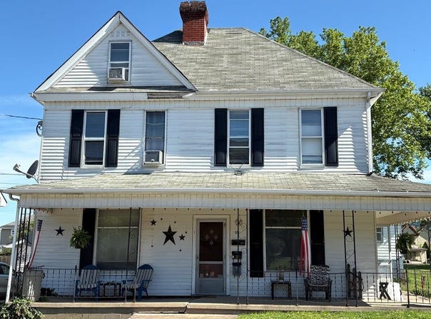 520 10th Street, Moundsville, WV 26041