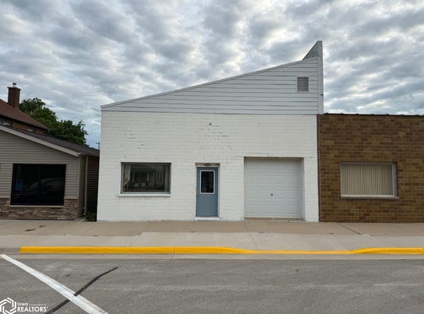 216 W State Street, Algona, IA 50511