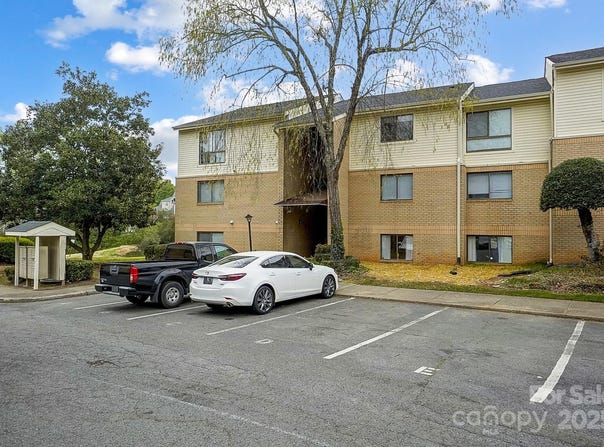 4816 Spring Lake Drive unit: B, Charlotte, NC 28212