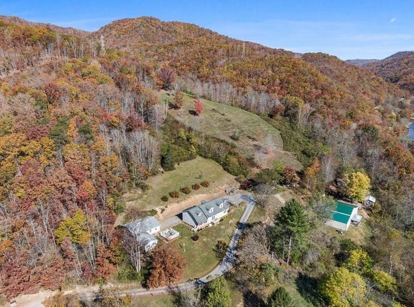 53 Morning Glory, HINTON, WV 25951