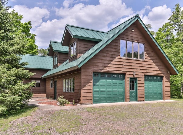 7748 LONE PINE DR, Presque Isle, WI 54557