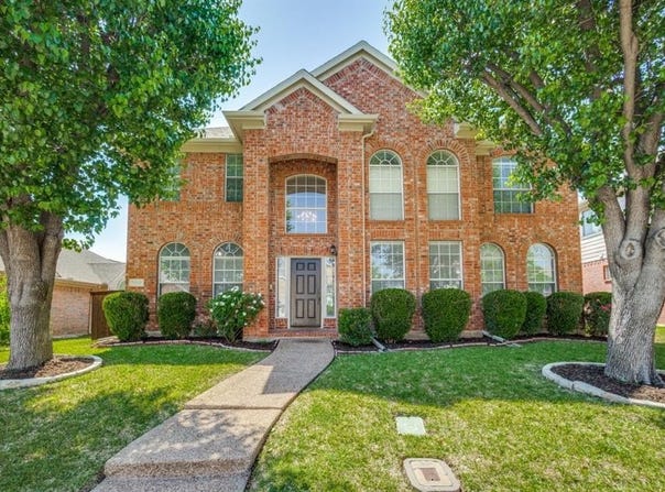 2828 Bluffview Drive, Lewisville, TX 75067