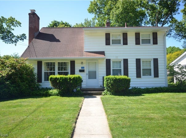 159 Pinehurst Road, Munroe Falls, OH 44262