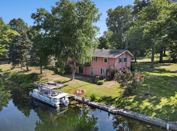 57436 Gearharts Landing Road, Three Rivers, MI 49093