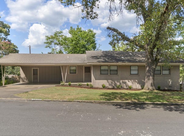 3800 Lochridge Road, North Little Rock, AR 72116