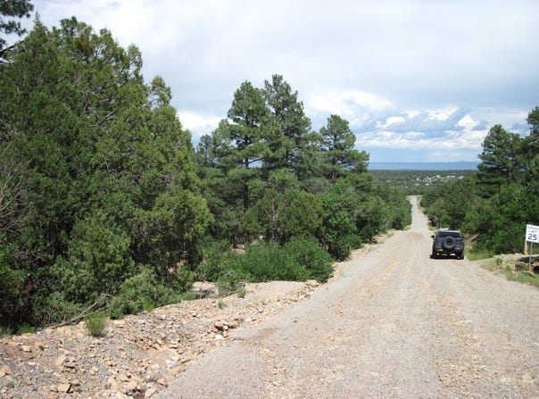 38 & 40 Mockingbird Highway, Tijeras, NM 87059