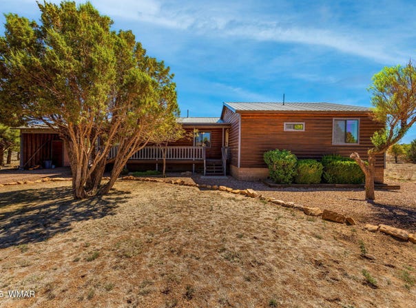 2218 Mogollon Rim Drive, Overgaard, AZ 85933