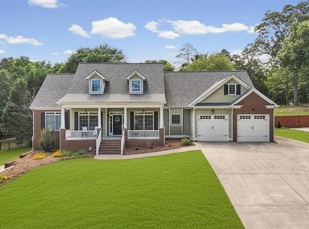 41 River Walk Parkway, Euharlee, GA 30145
