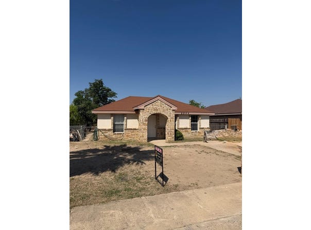 2244 CANTERA CIRCLE, Eagle Pass, TX 78852