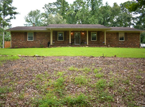 505 West Sheffield, Fulton, MS 38843