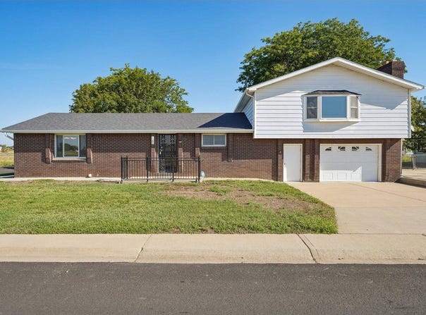 101 2nd St, Dacono, CO 80514