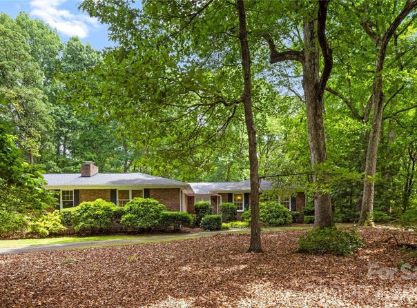 2038 Skyway Drive, Monroe, NC 28110