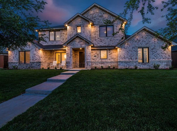 7902 GOLDENVIEW Circle, Amarillo, TX 79119-1256
