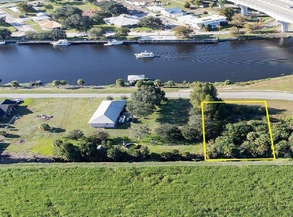 River Road lot: 19, Moore Haven, FL 33471