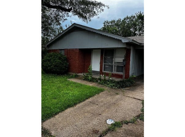 1022 Richard Drive, Garland, TX 75040