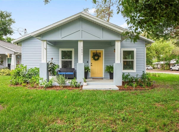 1601 E 98th Ave, Tampa, FL 33612