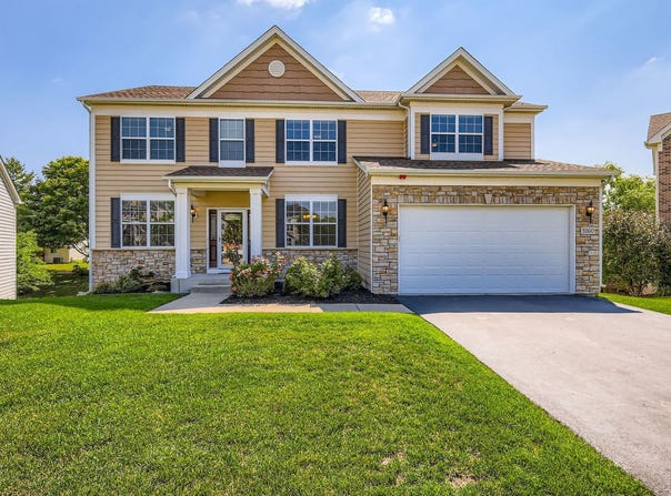 5160 Carriana Court, Hoffman Estates, IL 60010