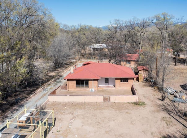 21 Bouquet Lane, Santa Fe, NM 87506