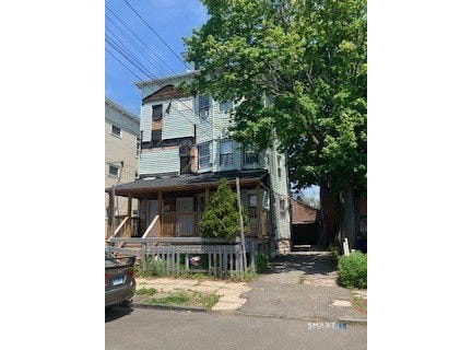 22-26 Waldorf Avenue, Bridgeport, CT 06605