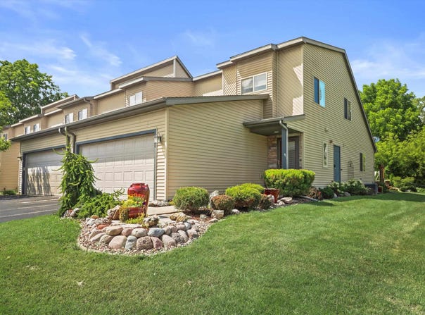 541 Knightsbridge Road, Waunakee, WI 53597