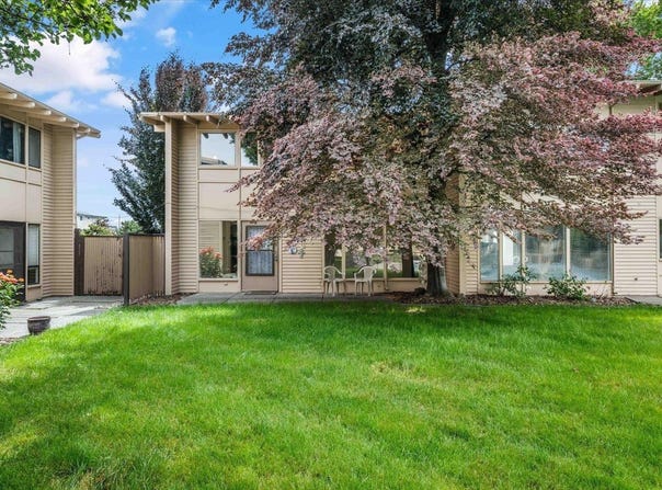 1621 Mowry Square #201, Richland, WA 99354