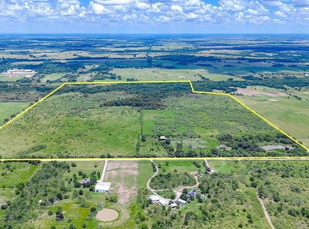6252 NW County Road 4030, Blooming Grove, TX 76626