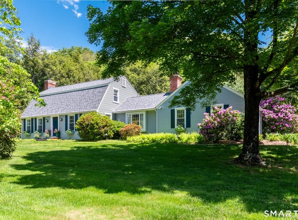 6 Trolley Crossing, Old Saybrook, CT 06475