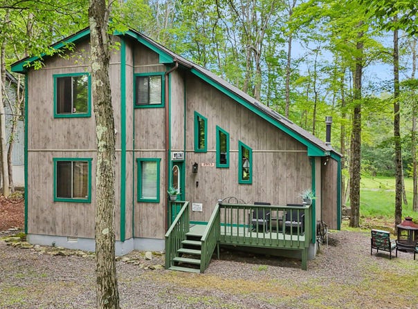 38 N Fairway Drive, Lake Ariel, PA 18436