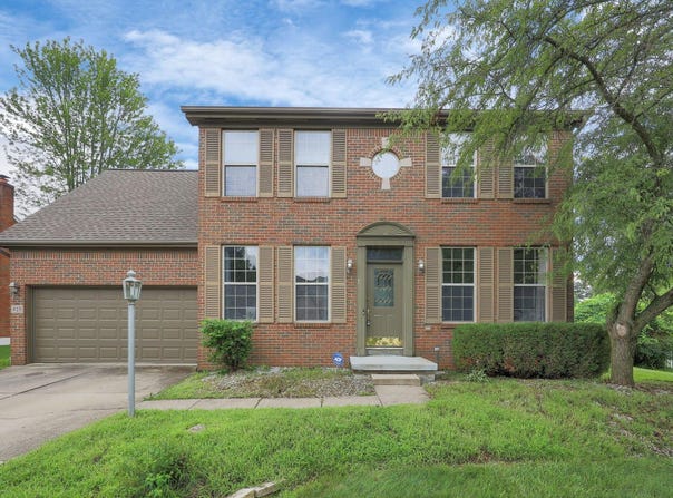 825 Brookside Drive, Pickerington, OH 43147