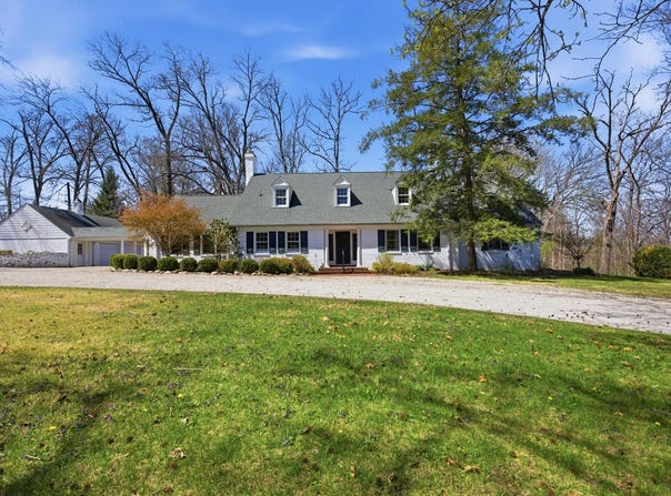 471 Sulphur Lane, Paris, IL 61944