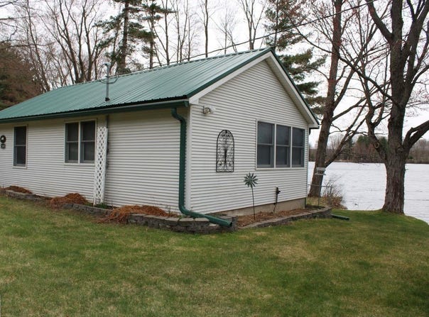 2689 SW Ingersoll Road, Fife Lake, MI 49633